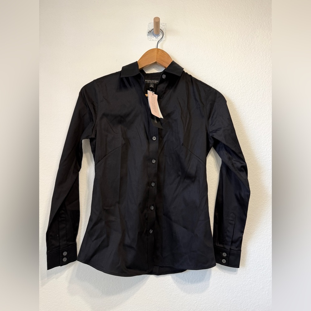 Banana Republic Non-Iron Fitted Black Button Front Shirt Size 0 NWT - Picture 4 of 6